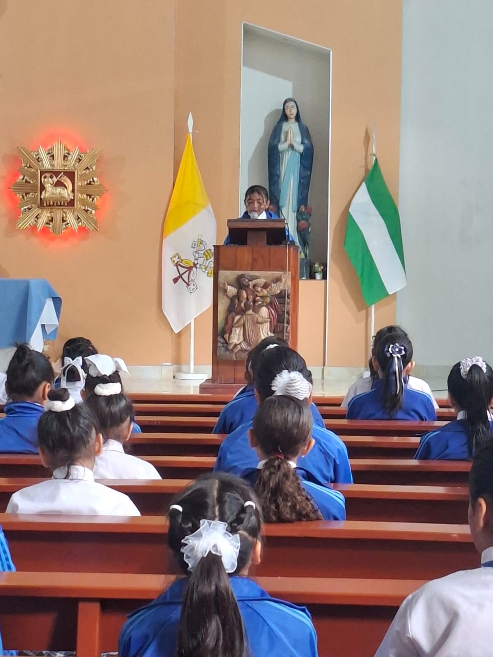 Fotografía 15 del álbum Liturgia Estudiantil